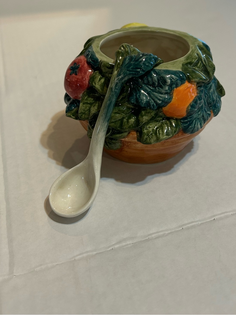 1996/1998 Fitz and Floyd Ceramic Creamer and Sugar Bowl Set - Picture 4 of 7